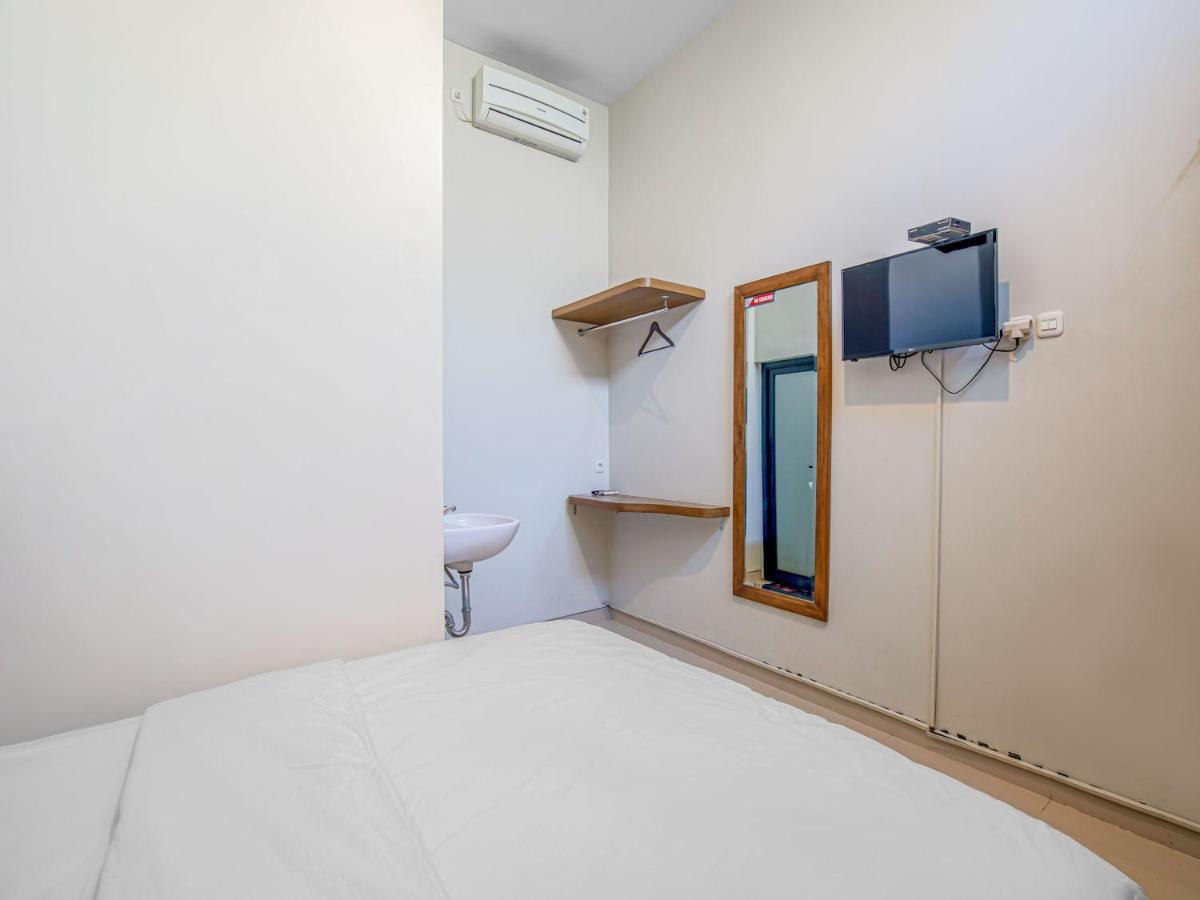 Hotel Casa Ts 16 Malang Zewnętrze zdjęcie